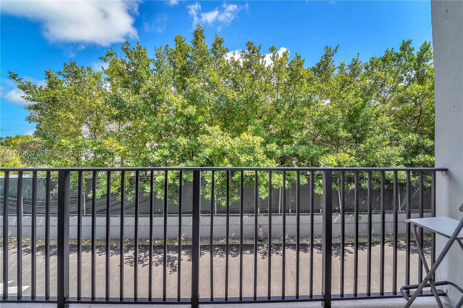 860 NE 78th St #207 Miami, FL 33138