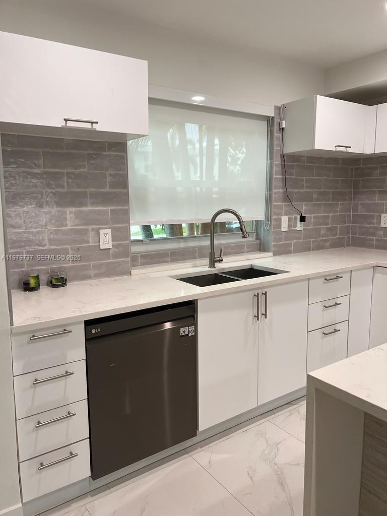 3672 NE 167th St North Miami Beach, FL 33160