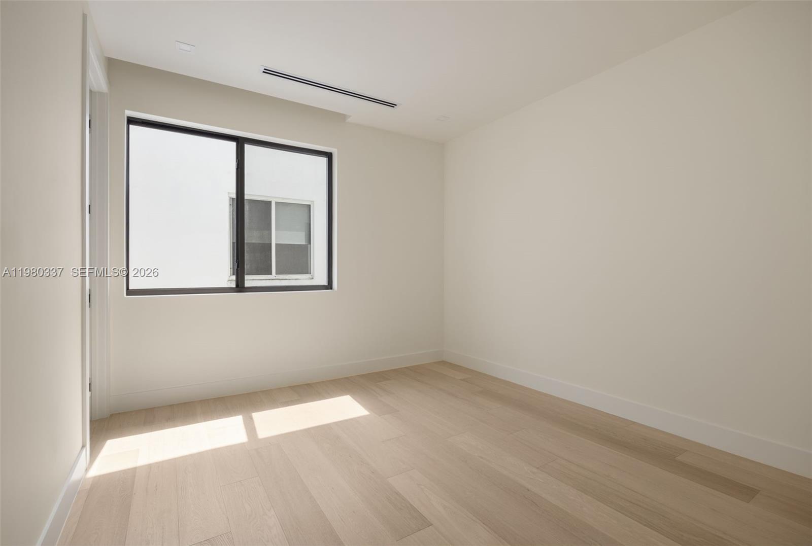 3113 Elizabeth St Miami, FL 33133