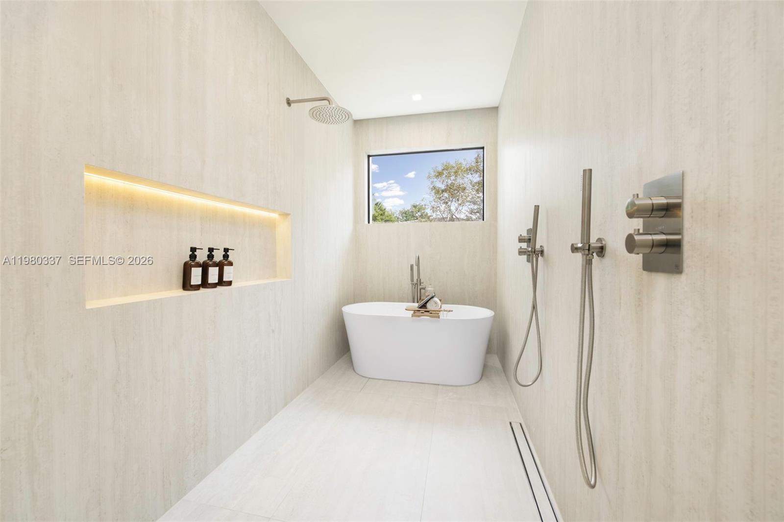 3113 Elizabeth St Miami, FL 33133