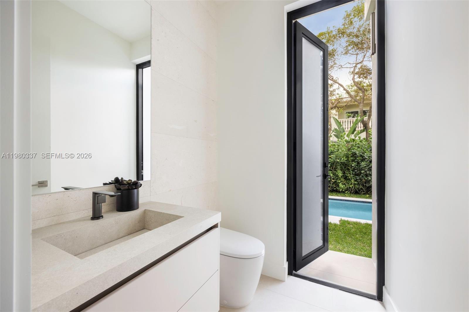 3113 Elizabeth St Miami, FL 33133