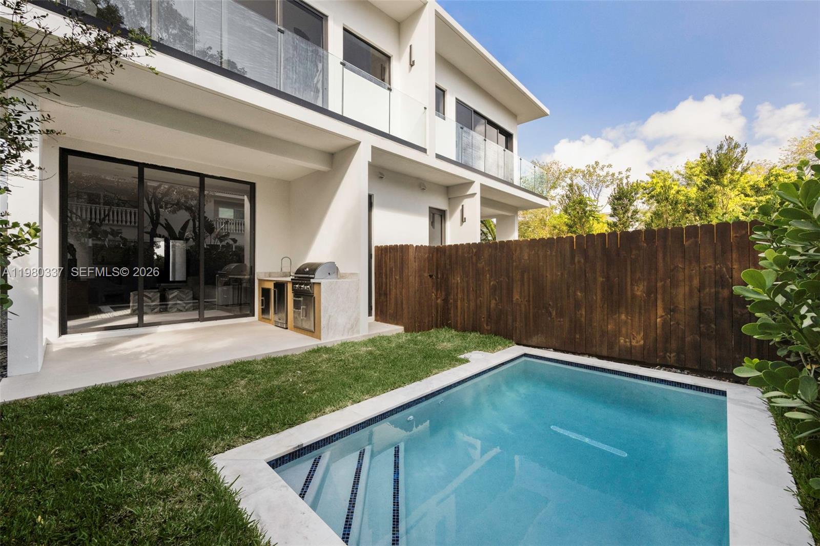 3113 Elizabeth St Miami, FL 33133