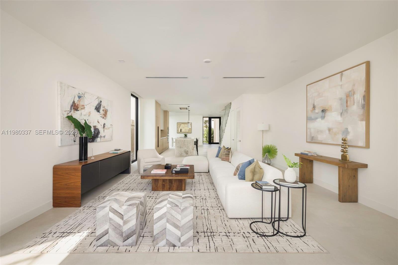 3113 Elizabeth St Miami, FL 33133