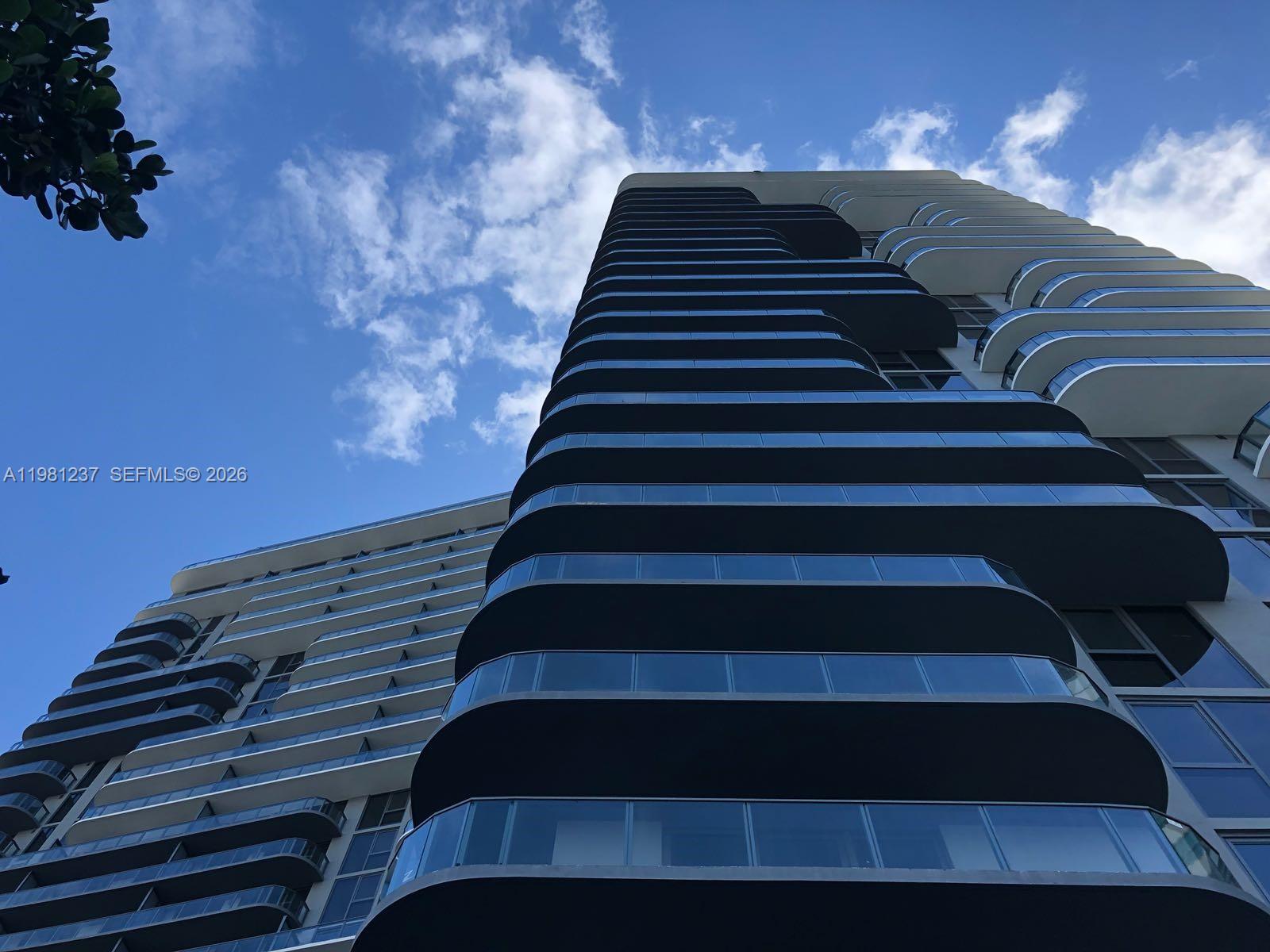 image The Crosby Miami Worldcenter17