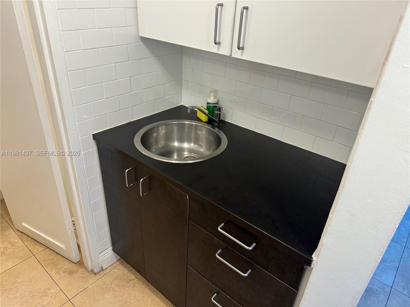 5445 Collins Ave #627 Miami Beach, FL 33140