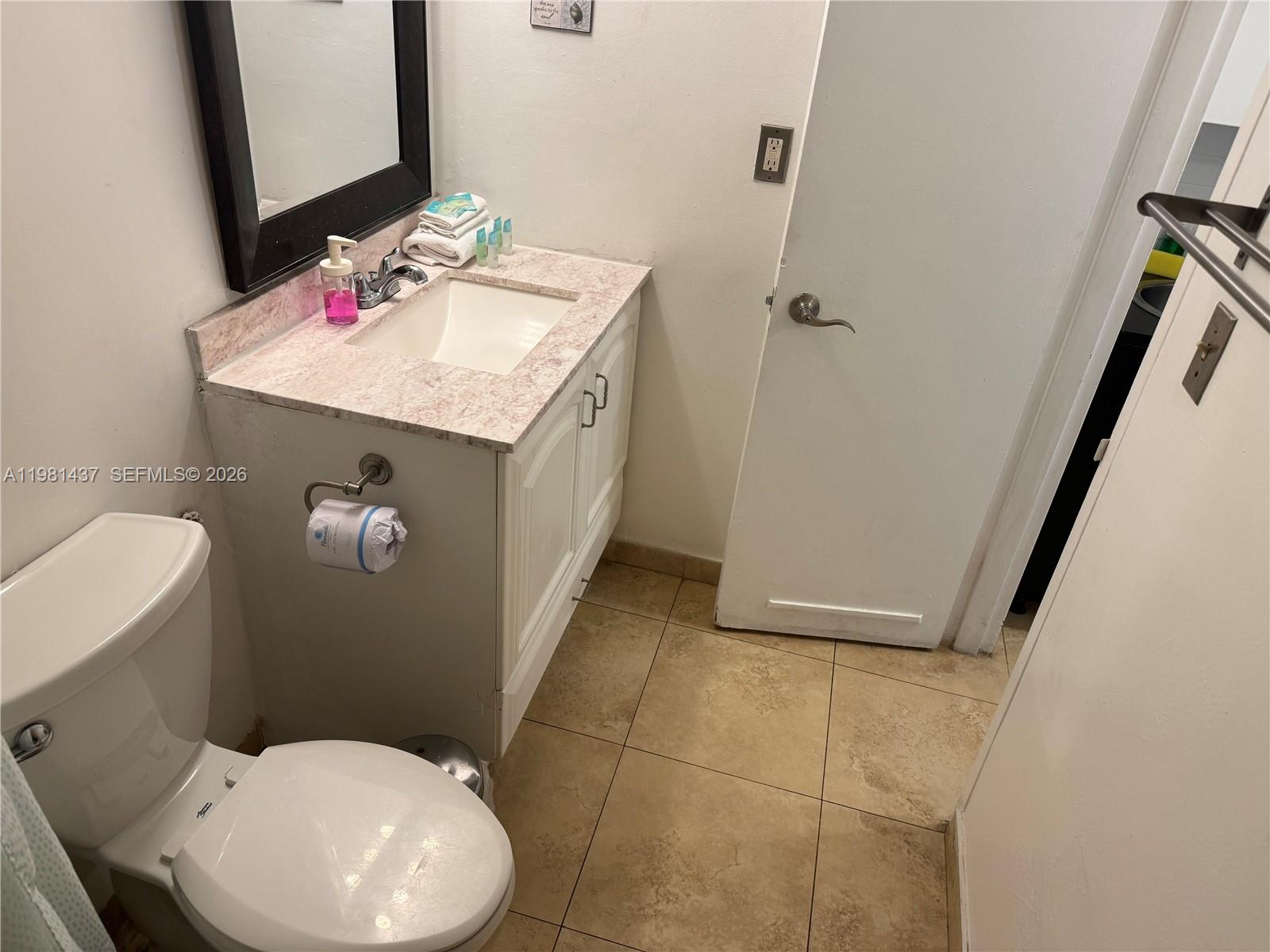 5445 Collins Ave #627 Miami Beach, FL 33140