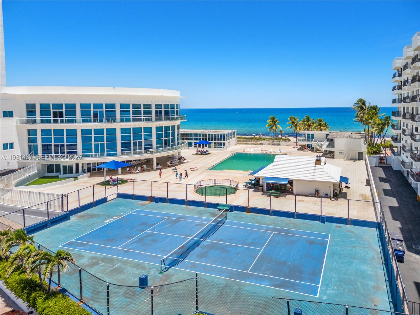 5445 Collins Ave #627 Miami Beach, FL 33140