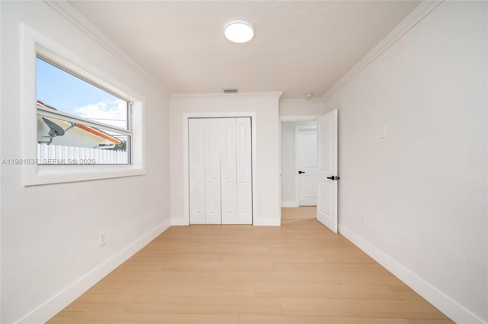 9361 SW 16th St Miami, FL 33165