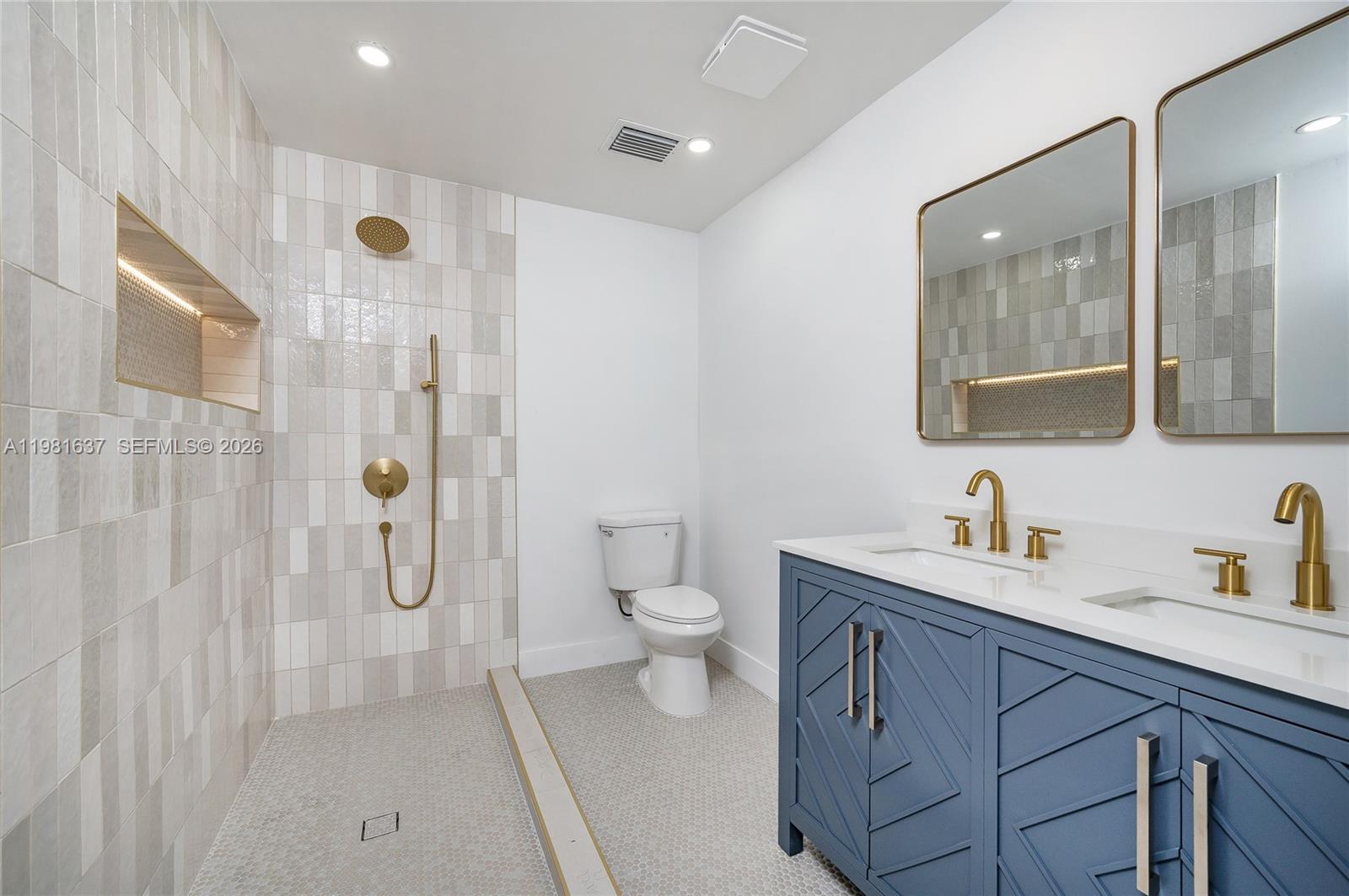 9361 SW 16th St Miami, FL 33165