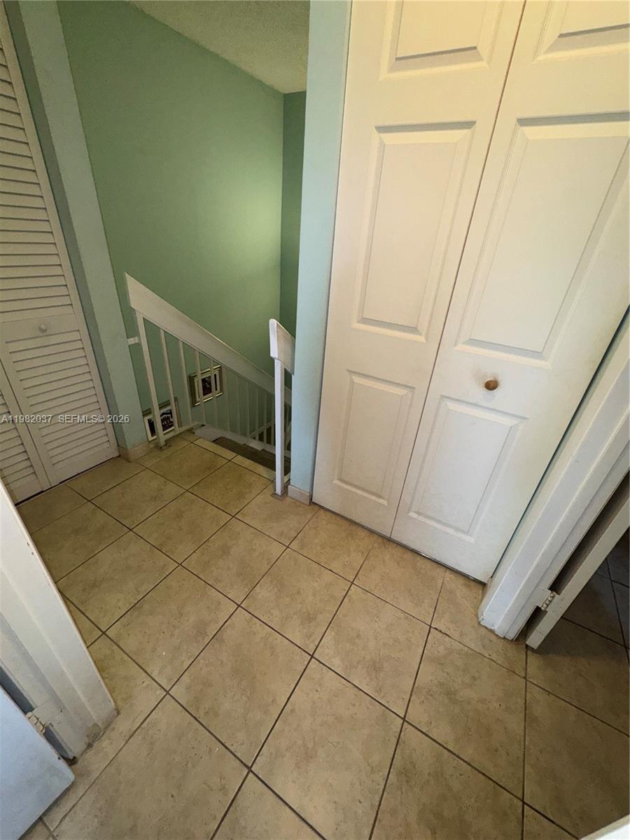 13464 SW 11th Ter Miami, FL 33184