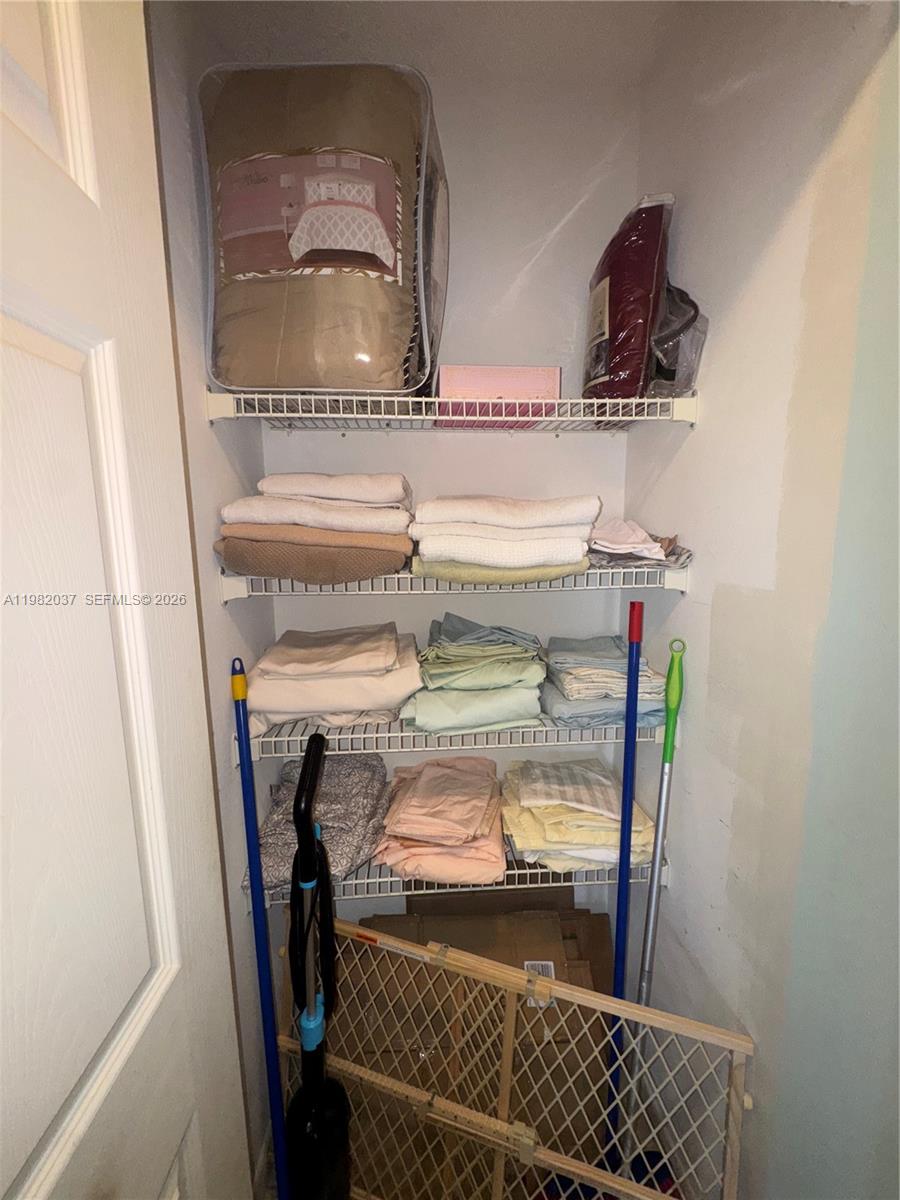 13464 SW 11th Ter Miami, FL 33184