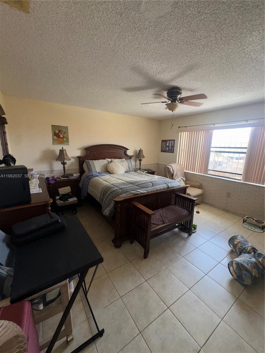 13464 SW 11th Ter Miami, FL 33184