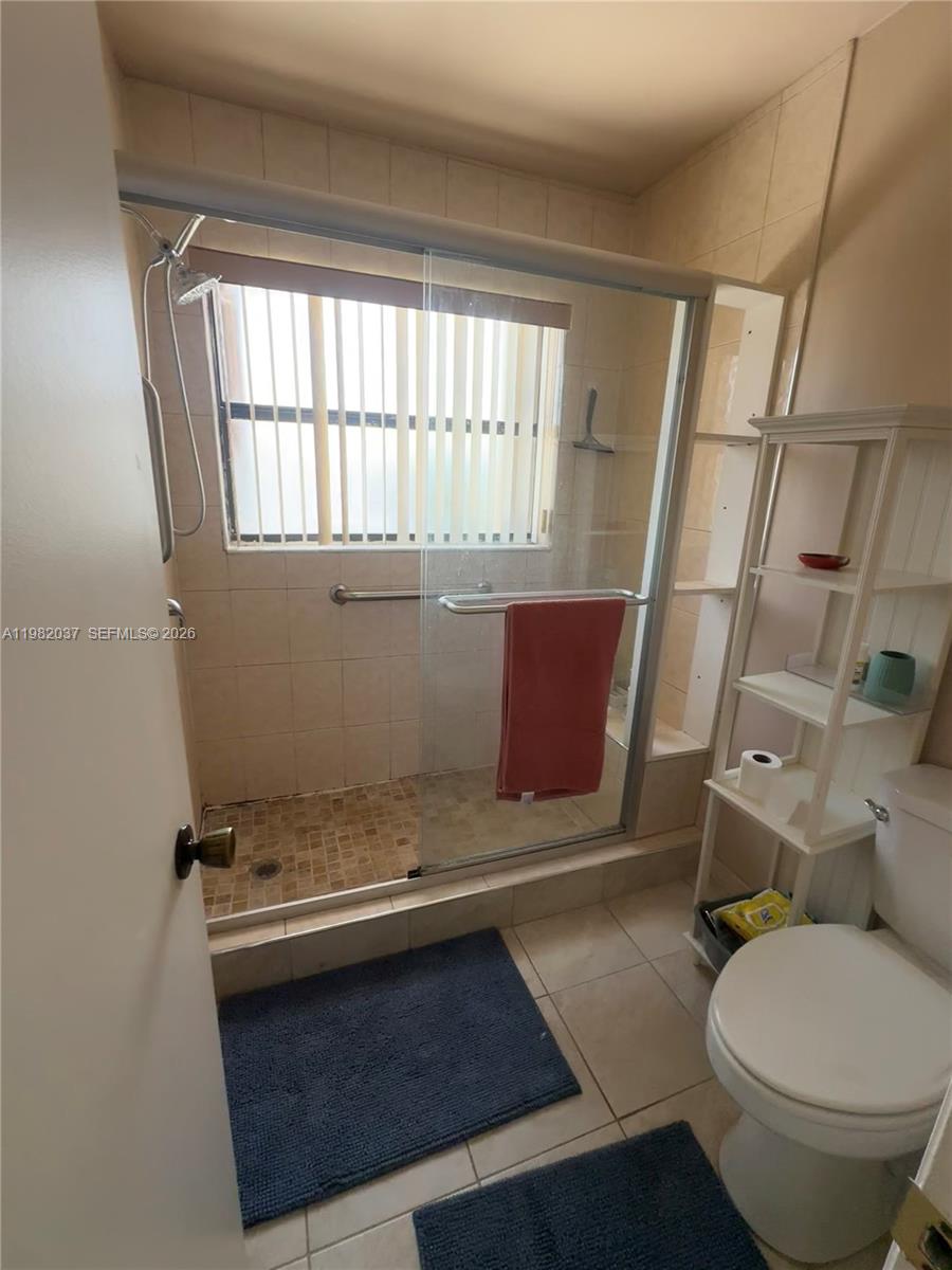 13464 SW 11th Ter Miami, FL 33184