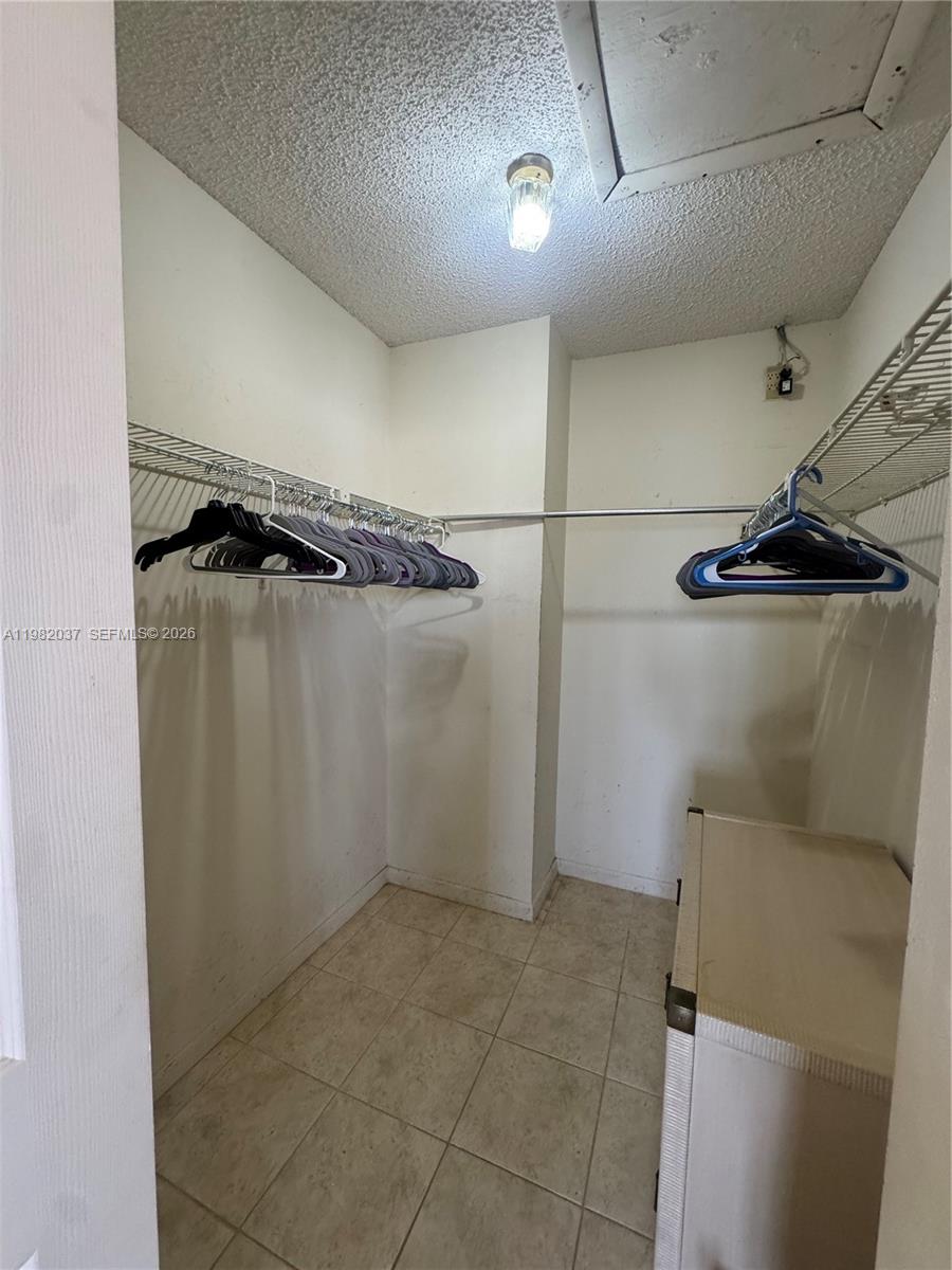 13464 SW 11th Ter Miami, FL 33184