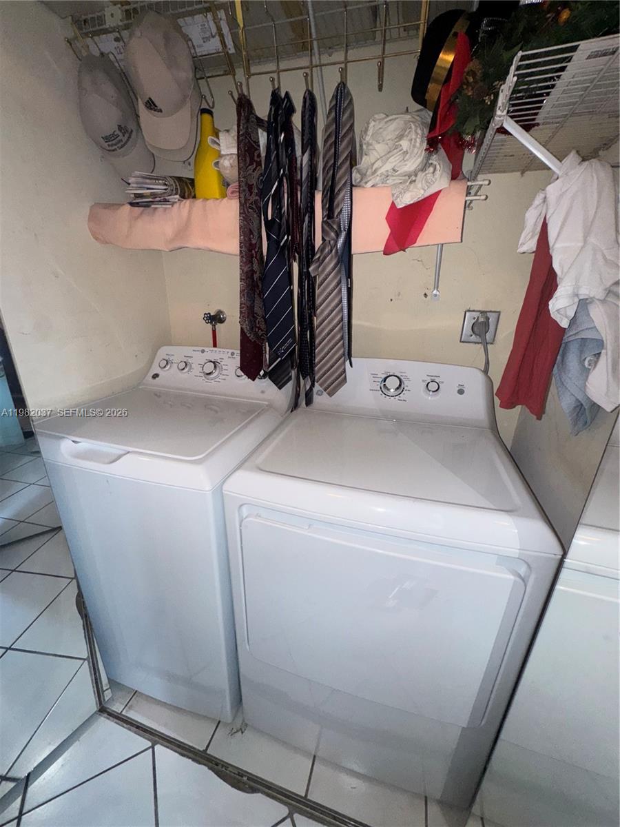 13464 SW 11th Ter Miami, FL 33184