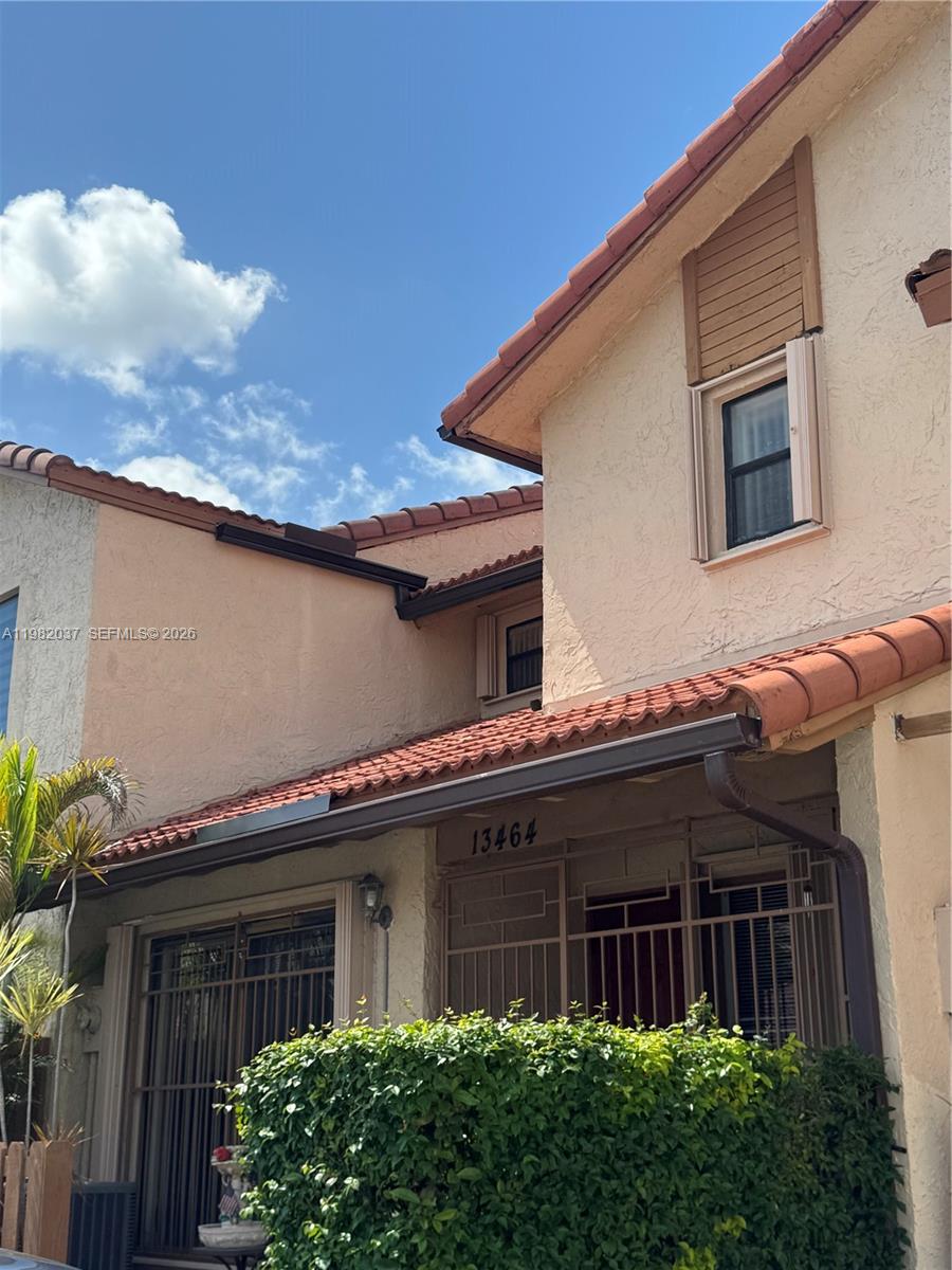 13464 SW 11th Ter Miami, FL 33184