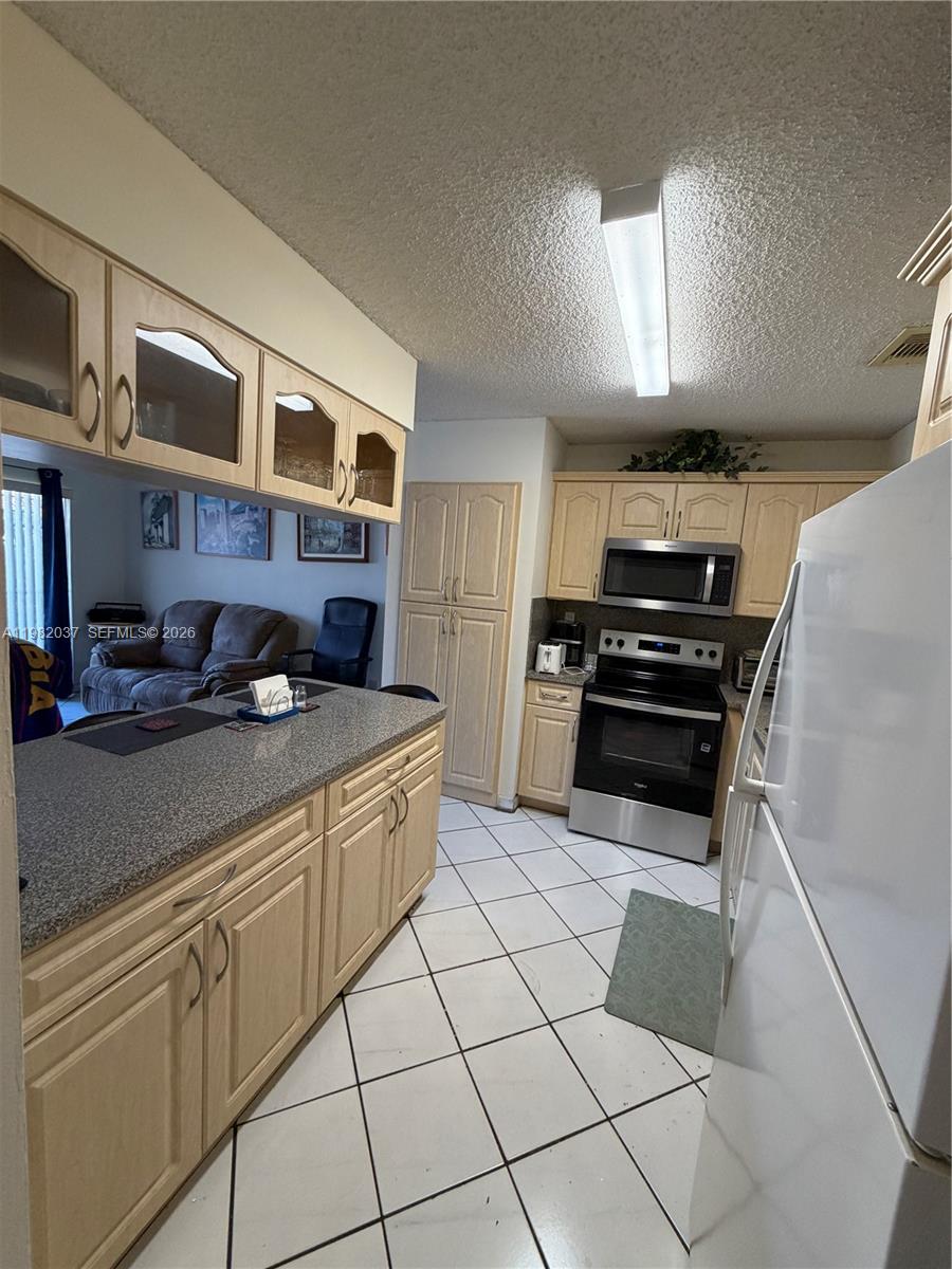 13464 SW 11th Ter Miami, FL 33184