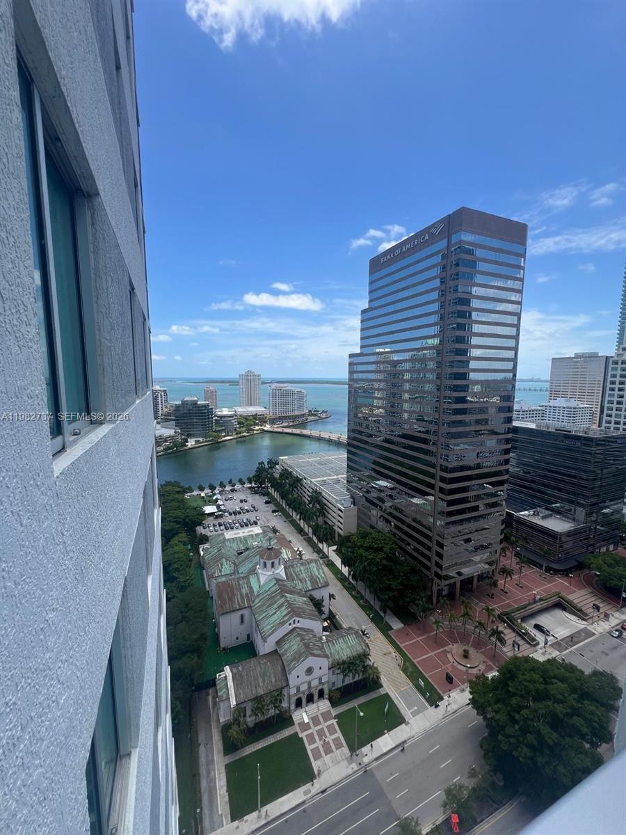 500 Brickell Ave #2904 Miami, FL 33131