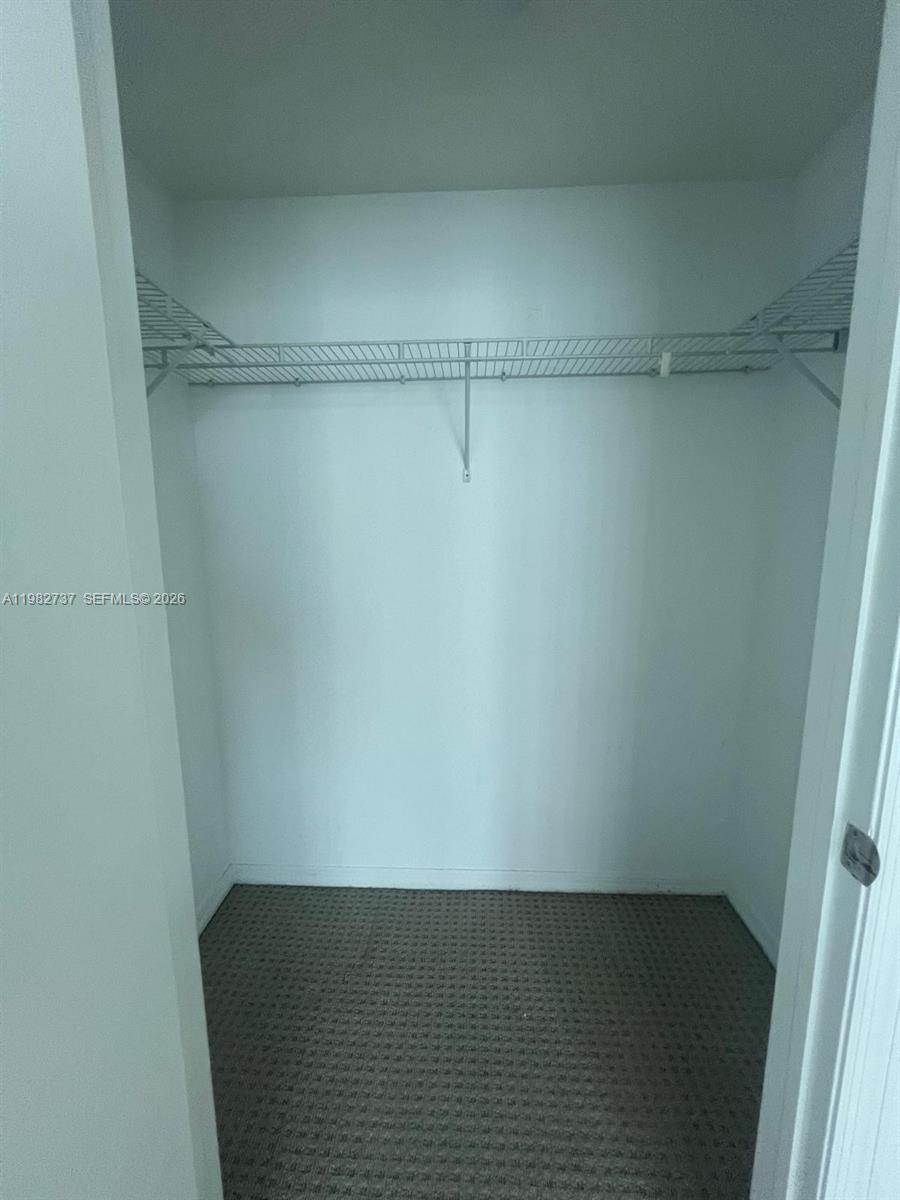 500 Brickell Ave #2904 Miami, FL 33131