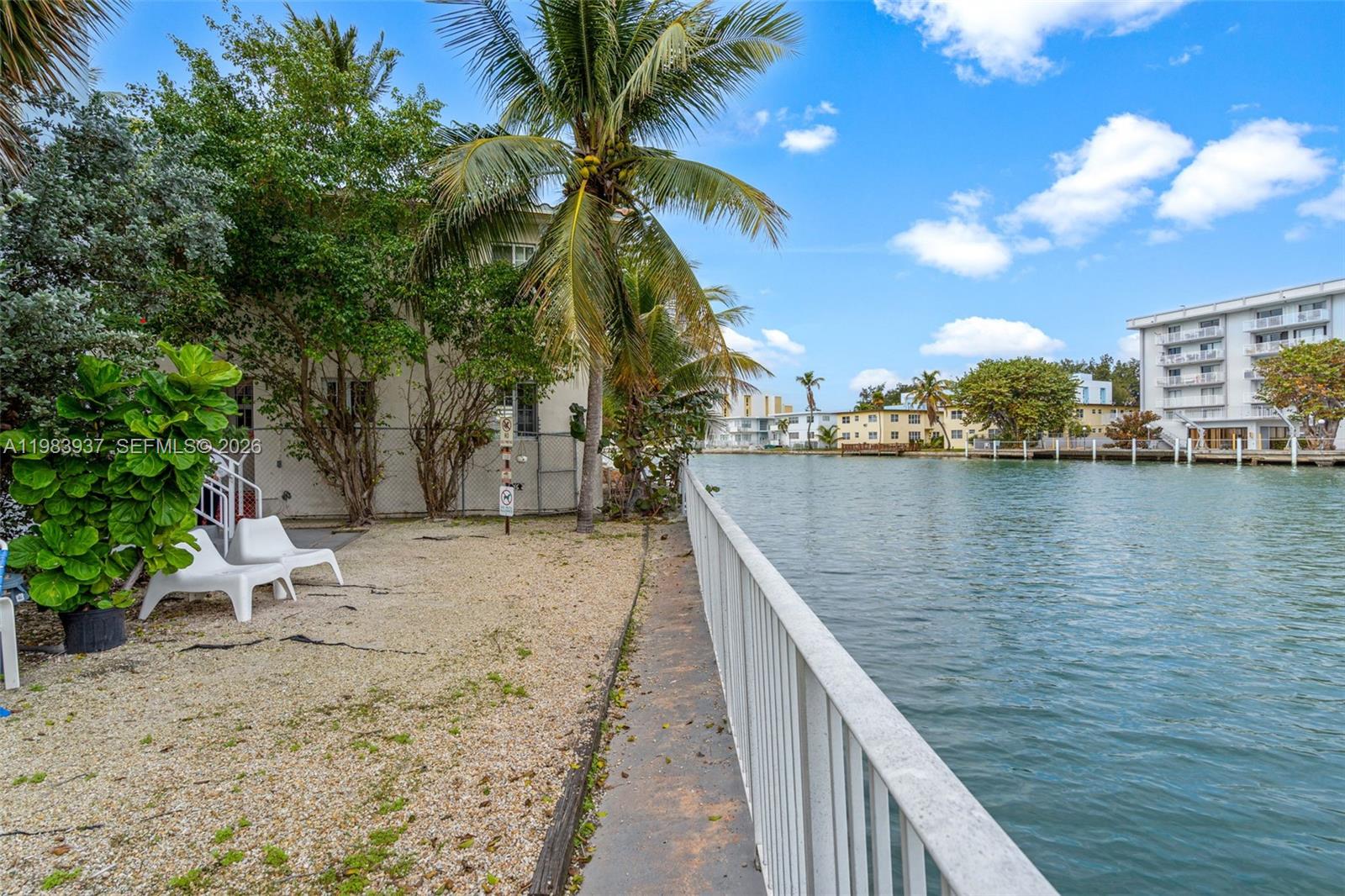 1185 Marseille Dr #202 Miami Beach, FL 33141