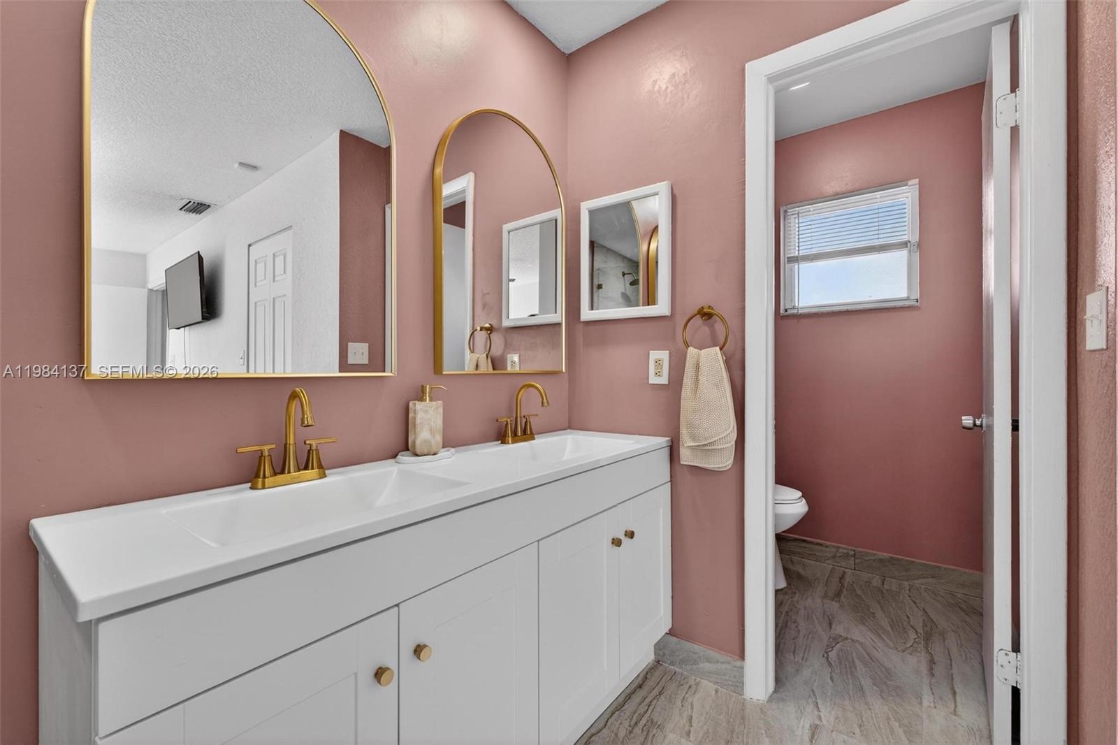 9756 SW 222nd St Cutler Bay, FL 33190