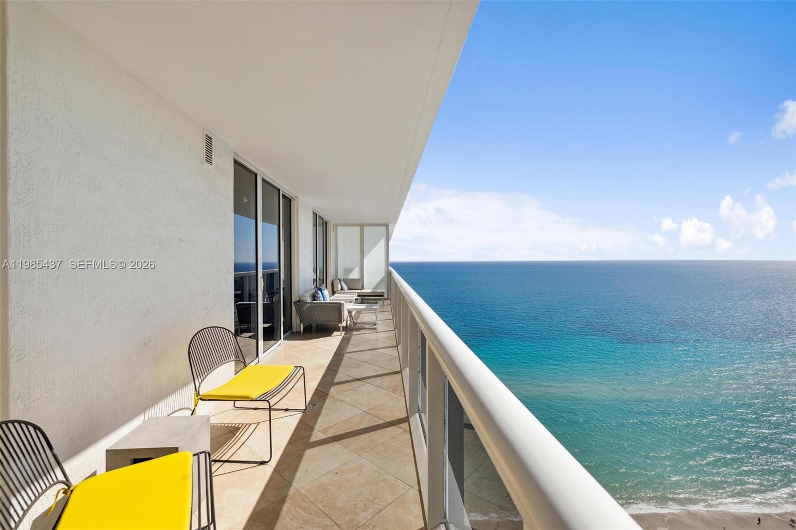 1830 S Ocean Dr #2703 Hallandale Beach, FL 33009