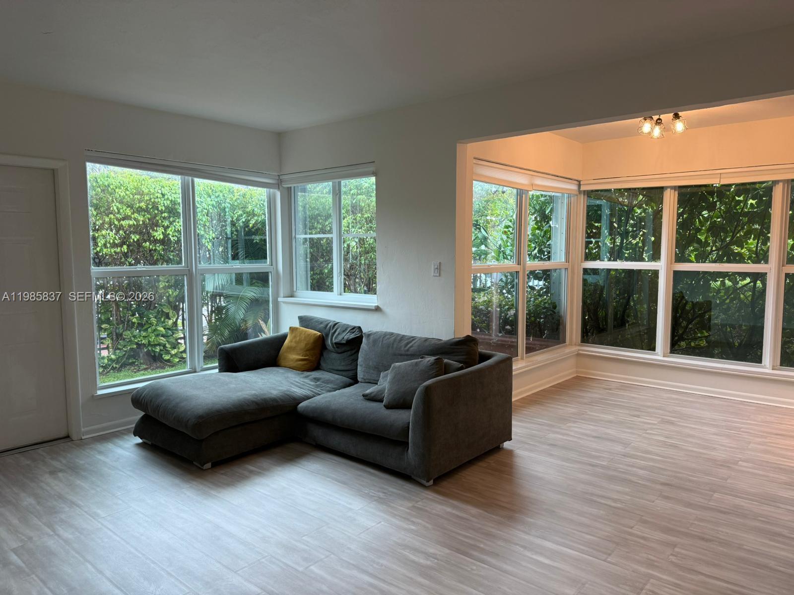 1247 Marseille Dr #16 Miami Beach, FL 33141