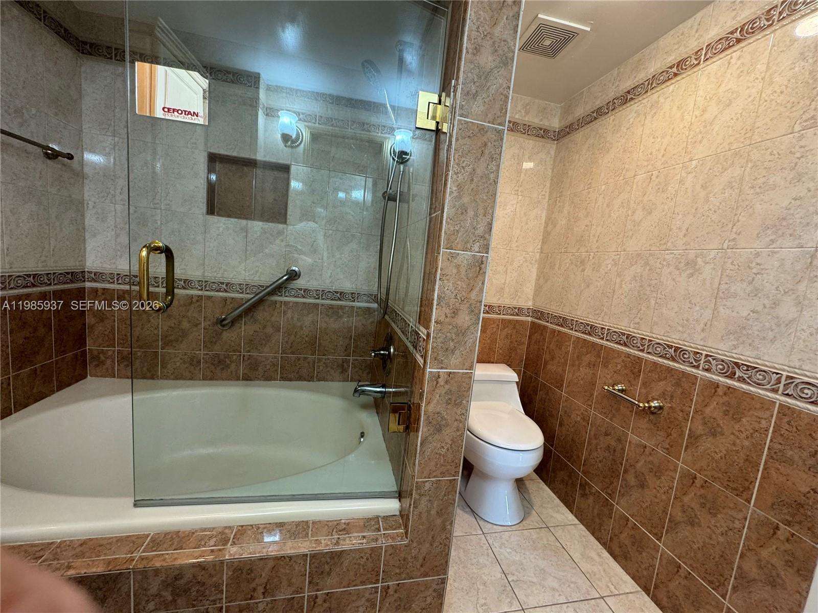 2555 Collins Ave #2002 Miami Beach, FL 33140