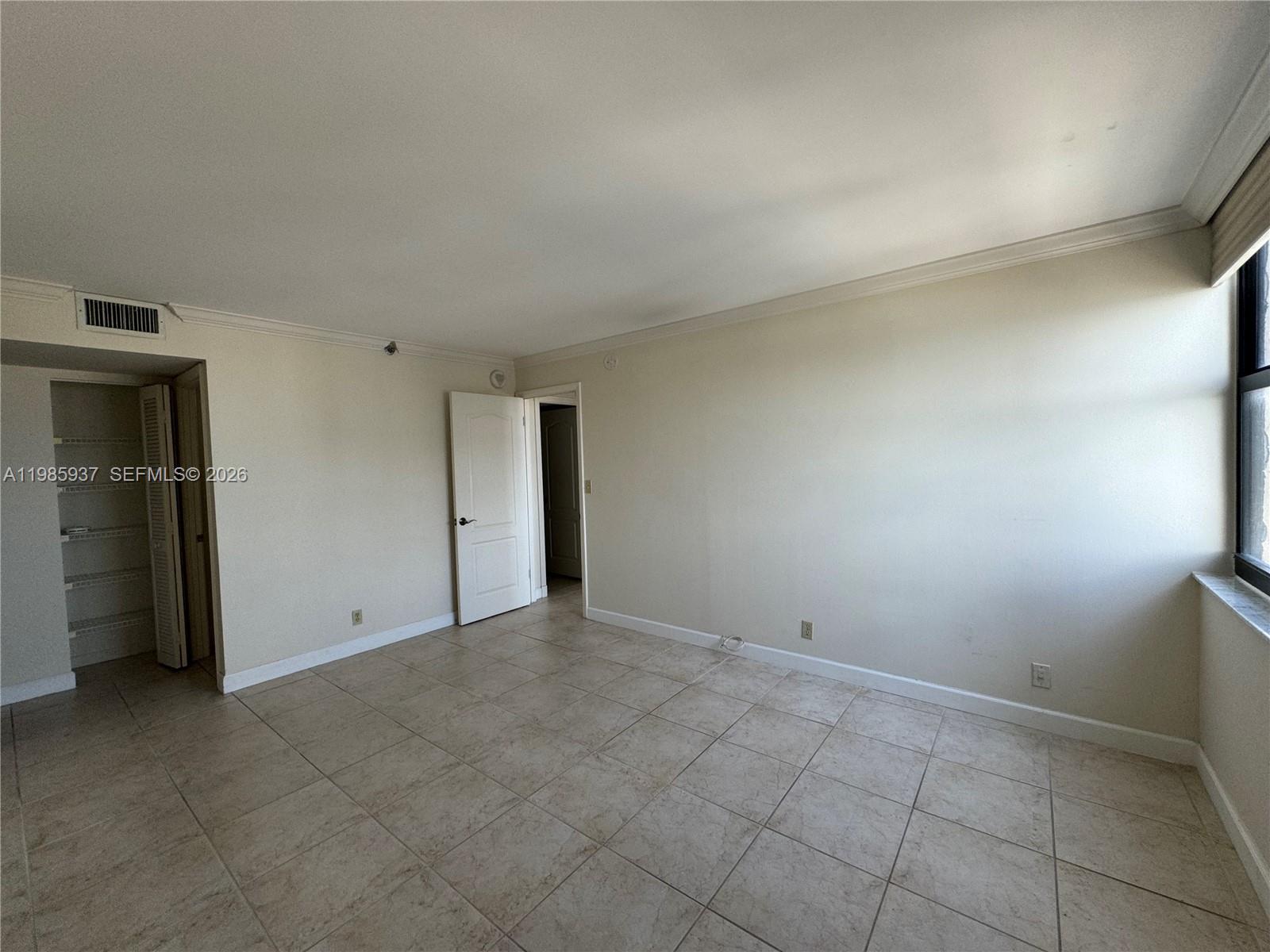 2555 Collins Ave #2002 Miami Beach, FL 33140