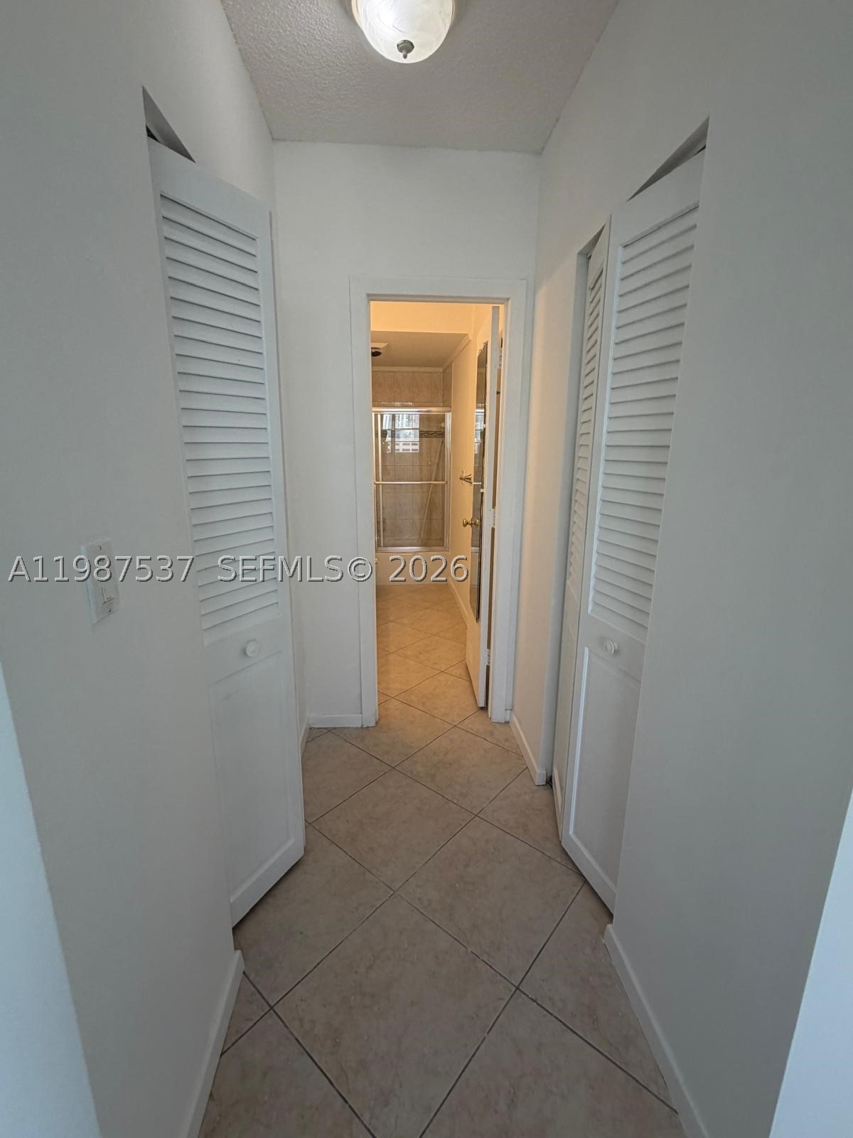 image Arlen House Condo33