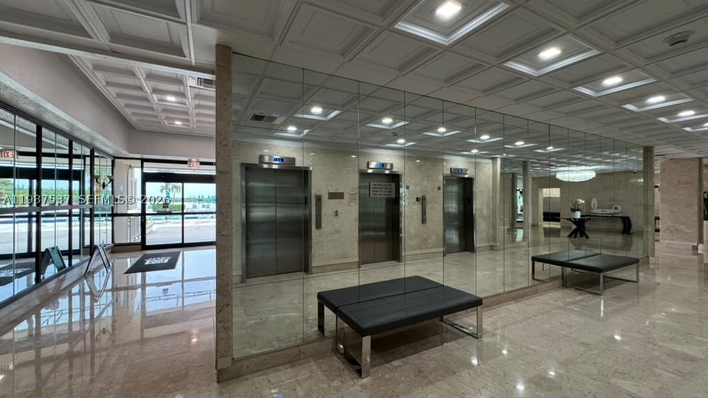 image Arlen House Condo45