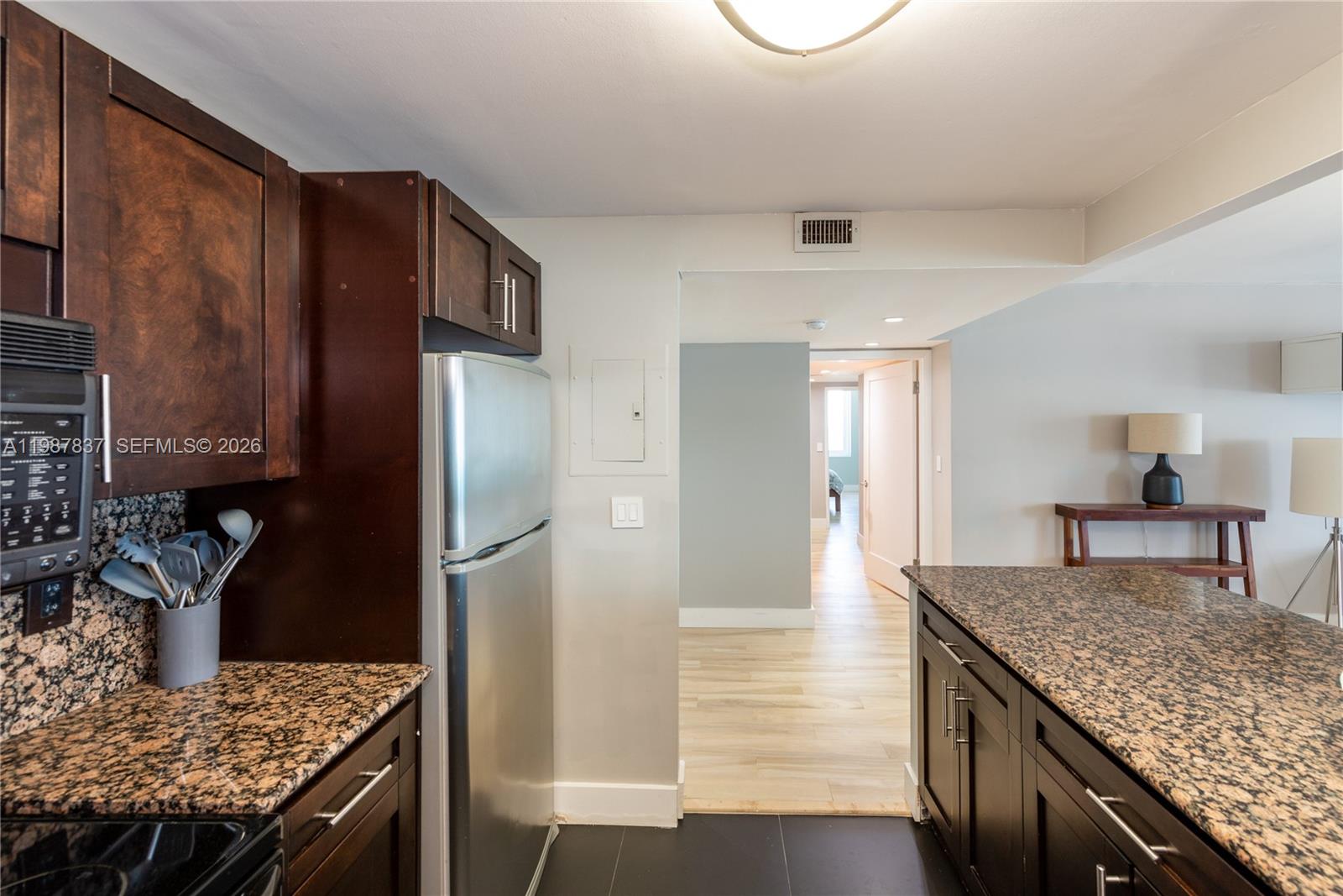 2301 Collins Ave #1009 Miami Beach, FL 33139