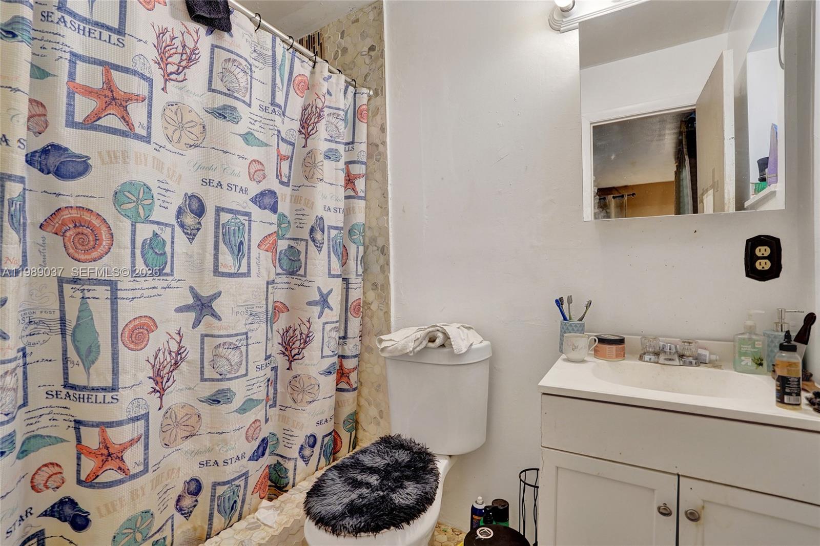 1157 NW 45th Ave Lauderhill, FL 33313