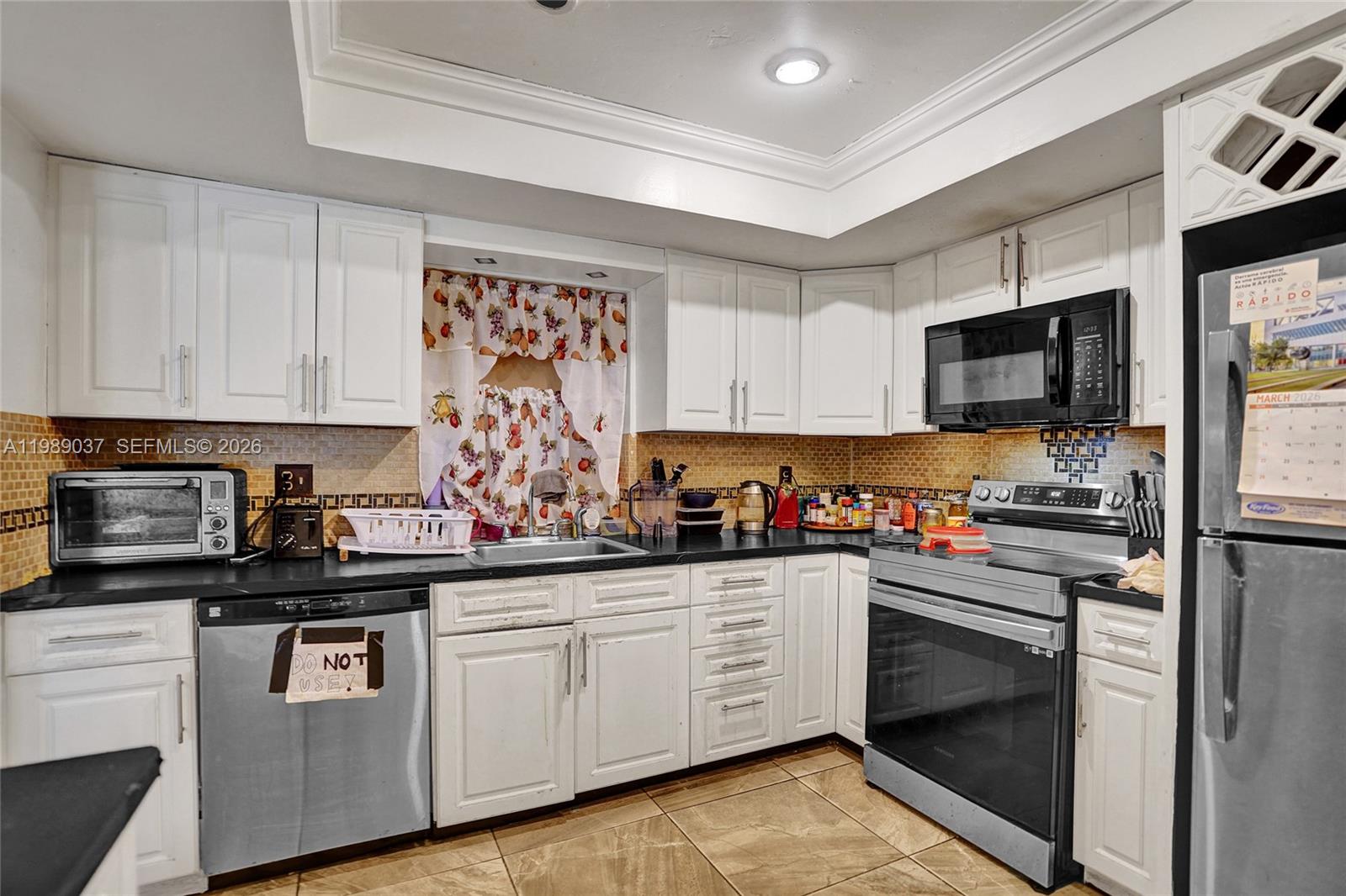 1157 NW 45th Ave Lauderhill, FL 33313