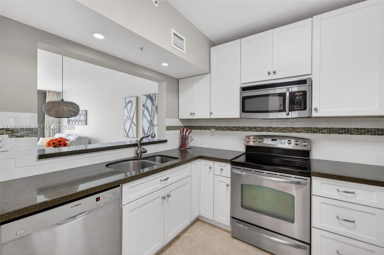 3020 NE 32nd Ave #614 Fort Lauderdale, FL 33308