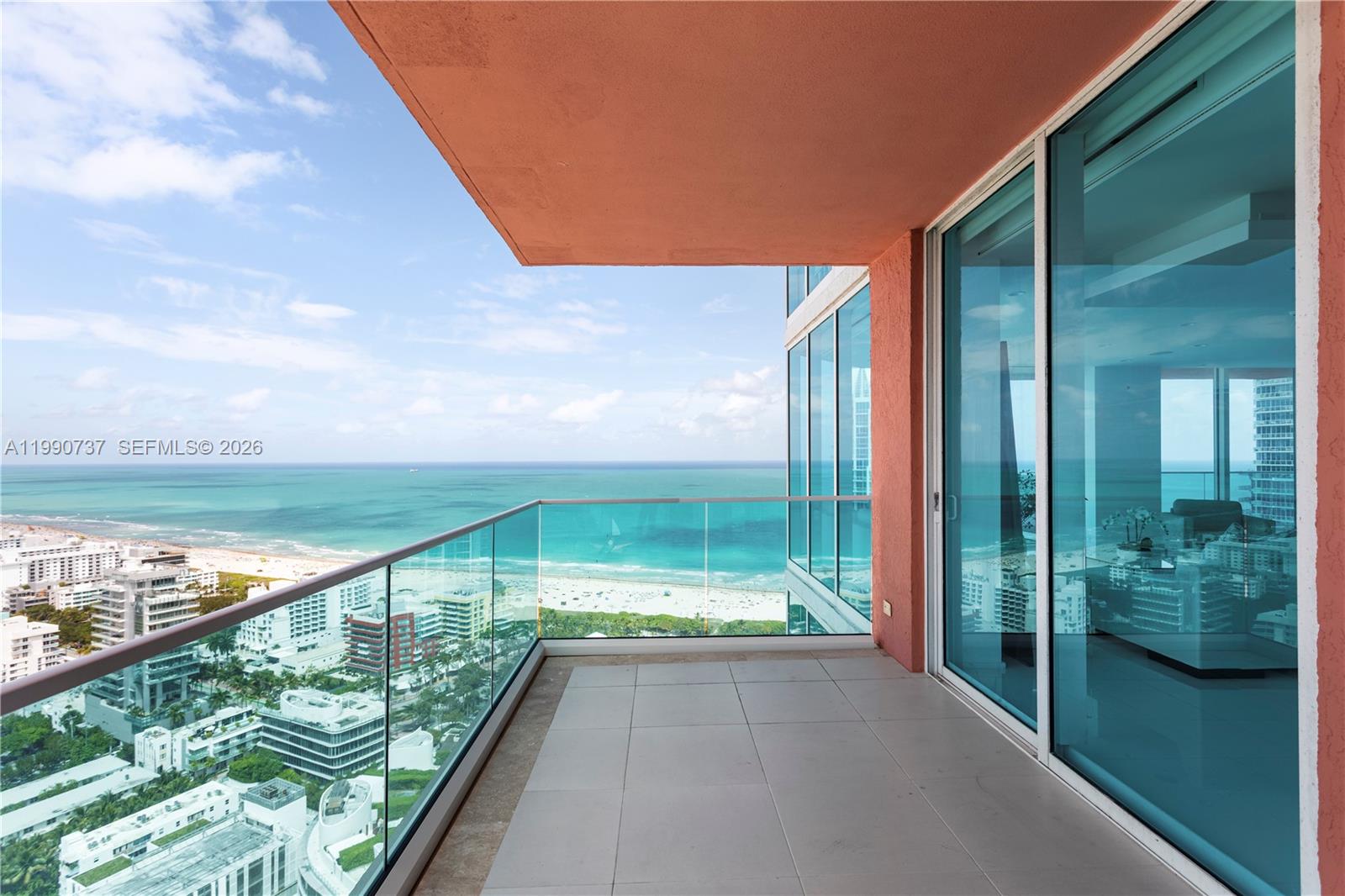 300 S Pointe Dr #3405 Miami Beach, FL 33139