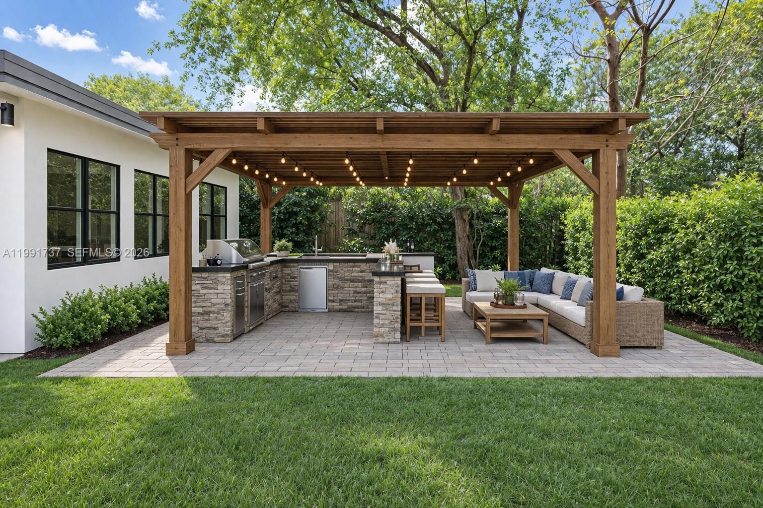 8285 SW 104th St Miami, FL 33156