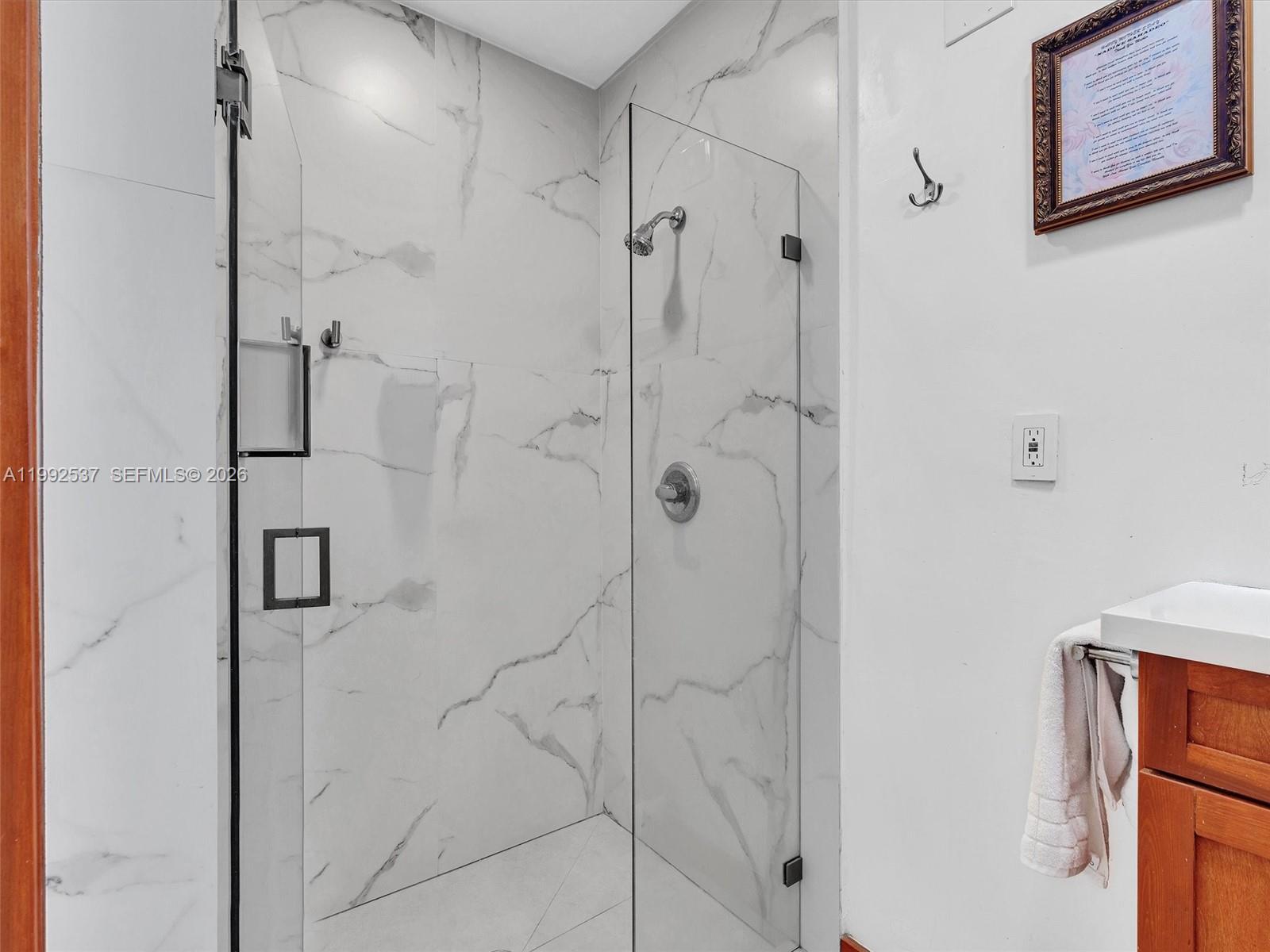 371 NW 101st Ter Pembroke Pines, FL 33026