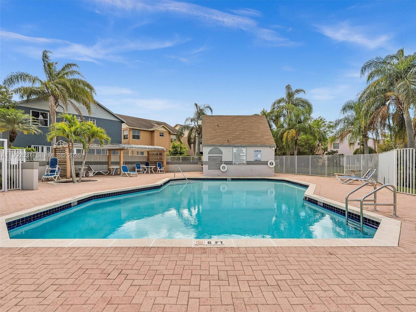 371 NW 101st Ter Pembroke Pines, FL 33026