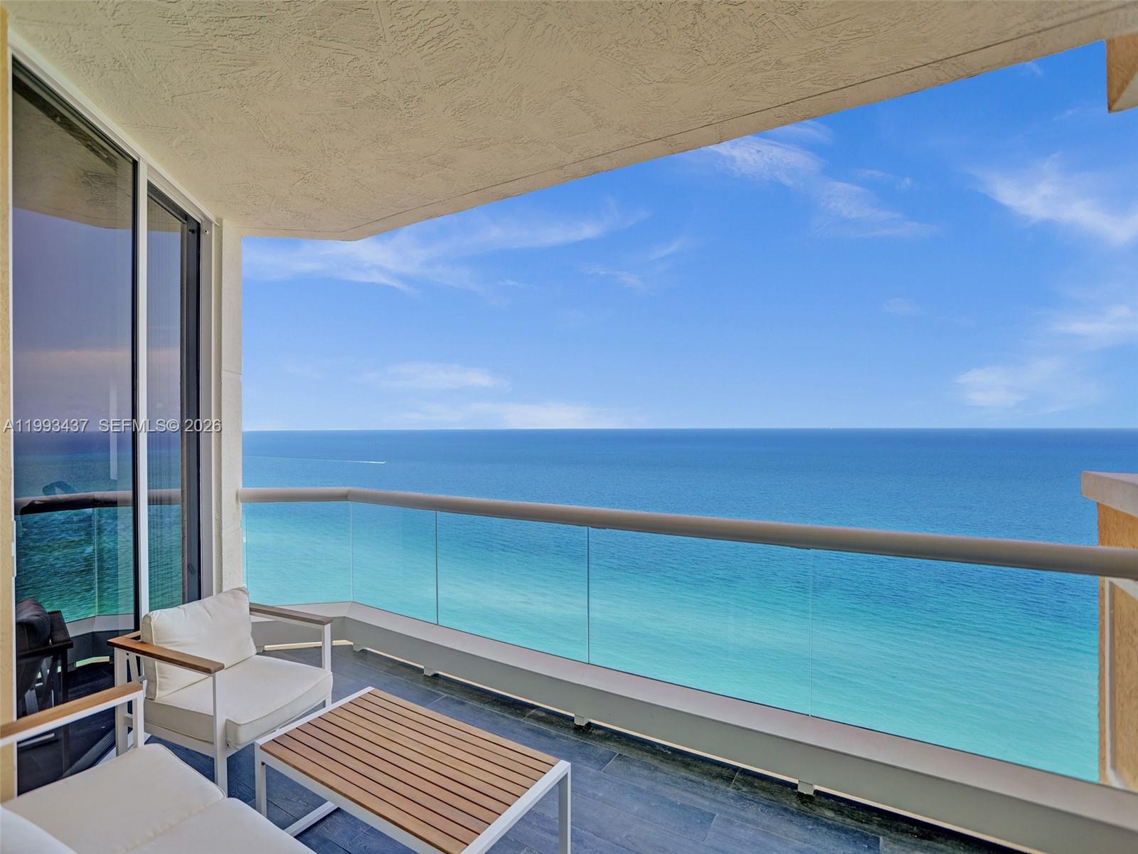 image Acqualina Residences25