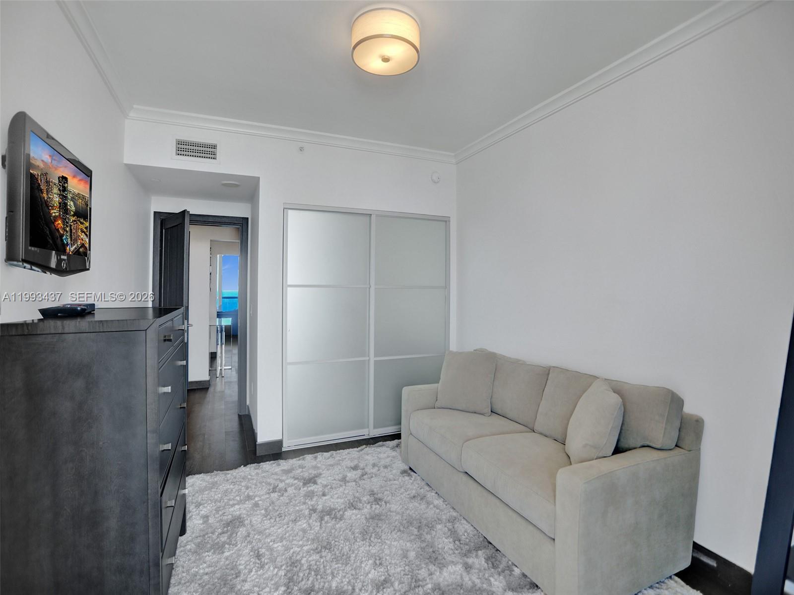 image Acqualina Residences28