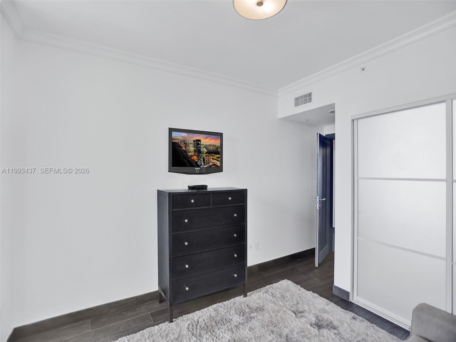 image Acqualina Residences29