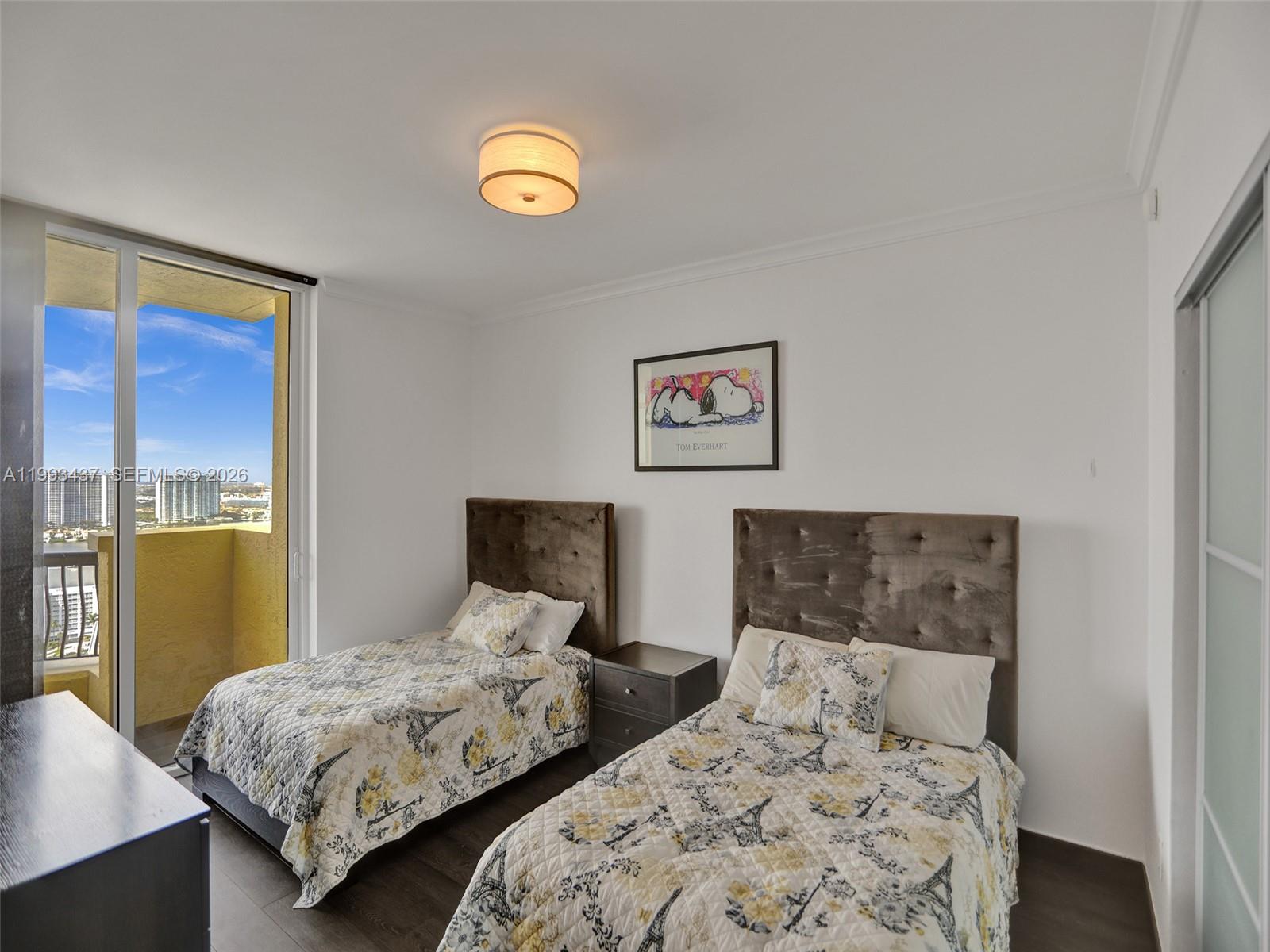 image Acqualina Residences33