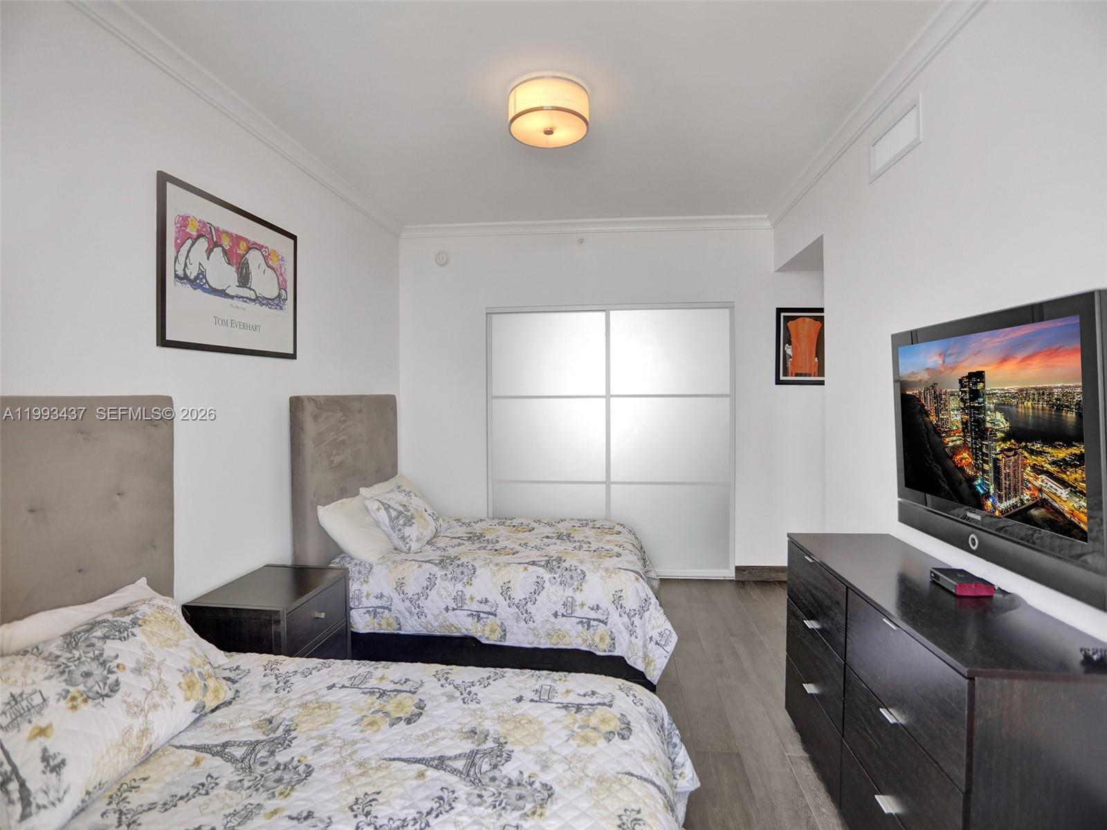 image Acqualina Residences37