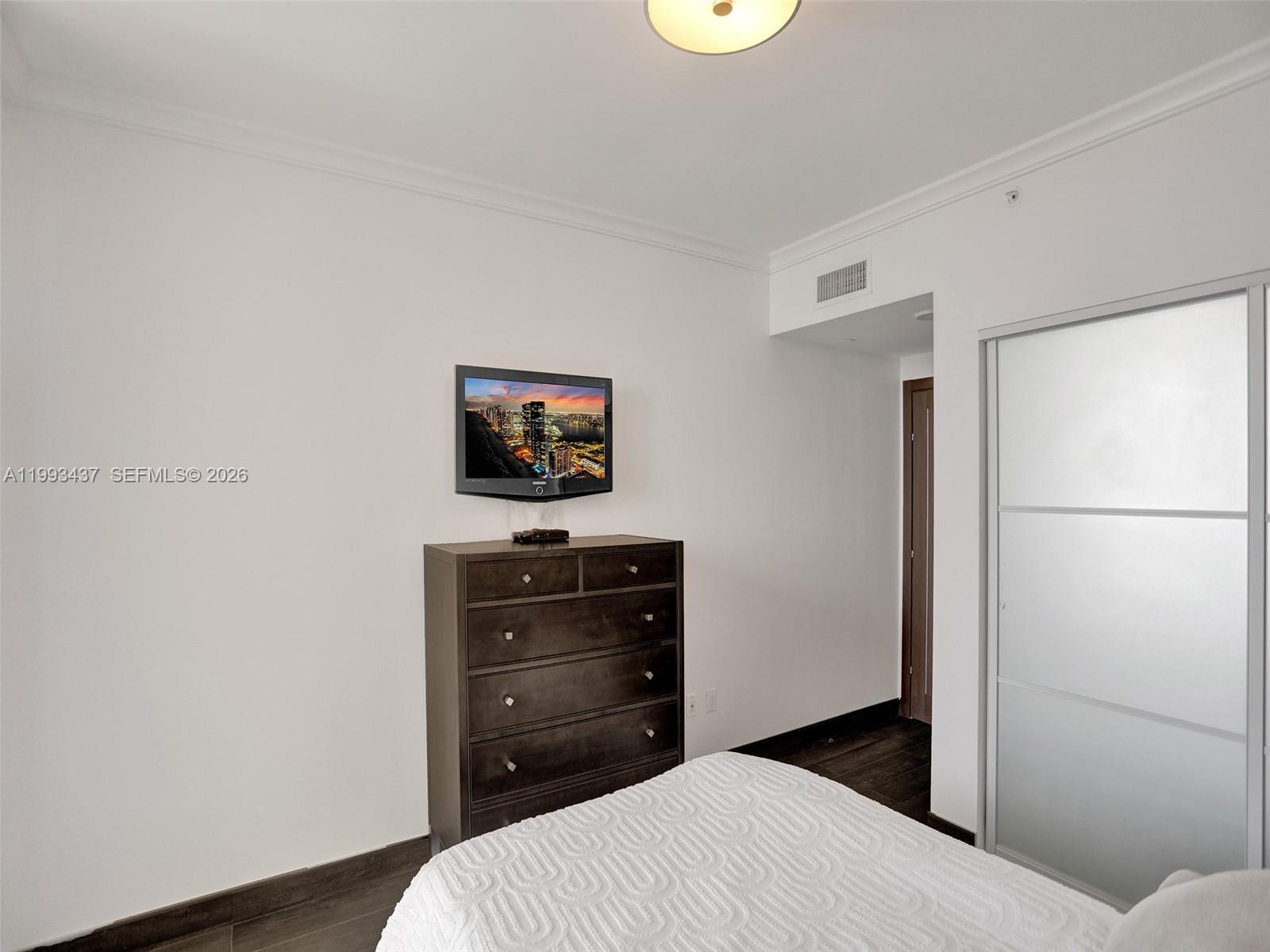 image Acqualina Residences48