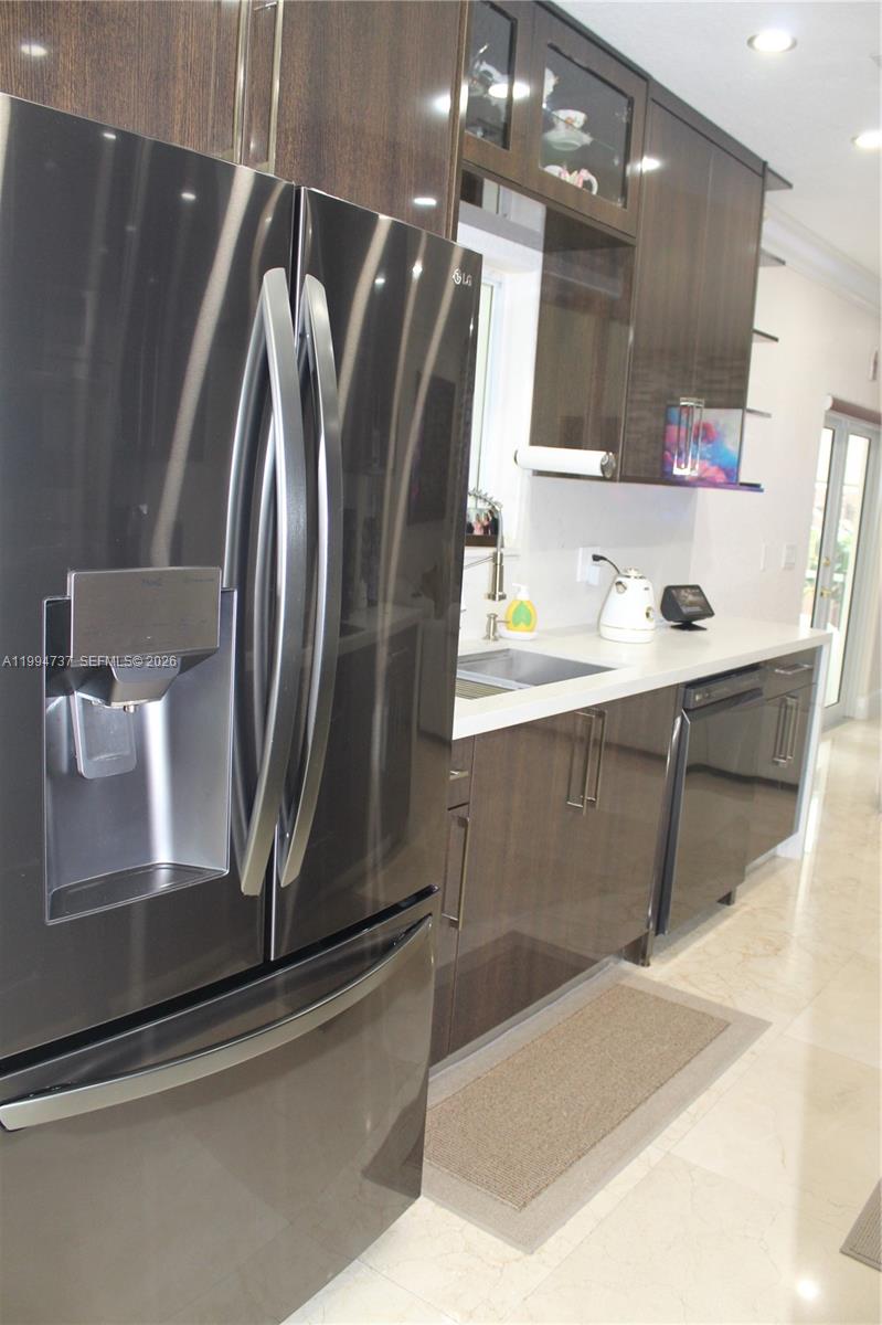 15580 SW 176th Ter Miami, FL 33187