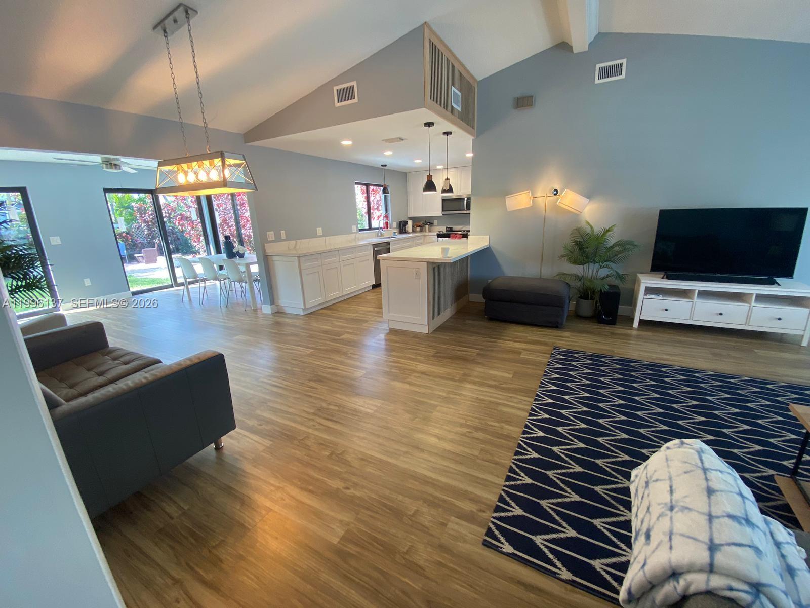 234 Avalon Ave Lauderdale By The Sea, FL 33308