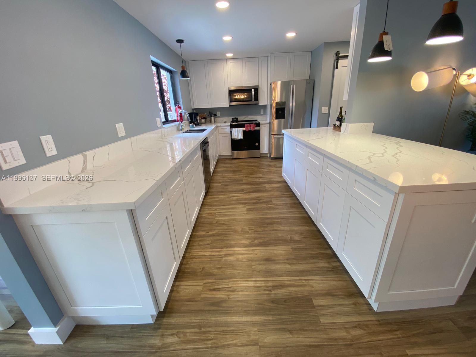 234 Avalon Ave Lauderdale By The Sea, FL 33308