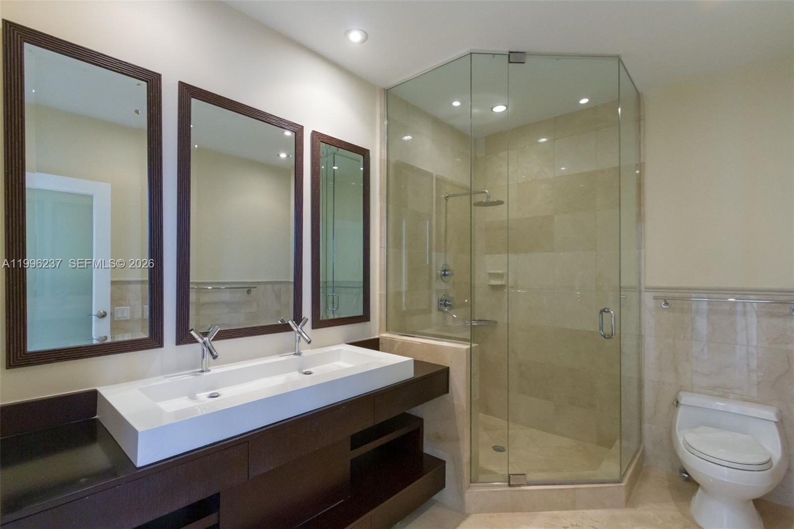 888 Brickell Key Dr #PH2802 Miami, FL 33131