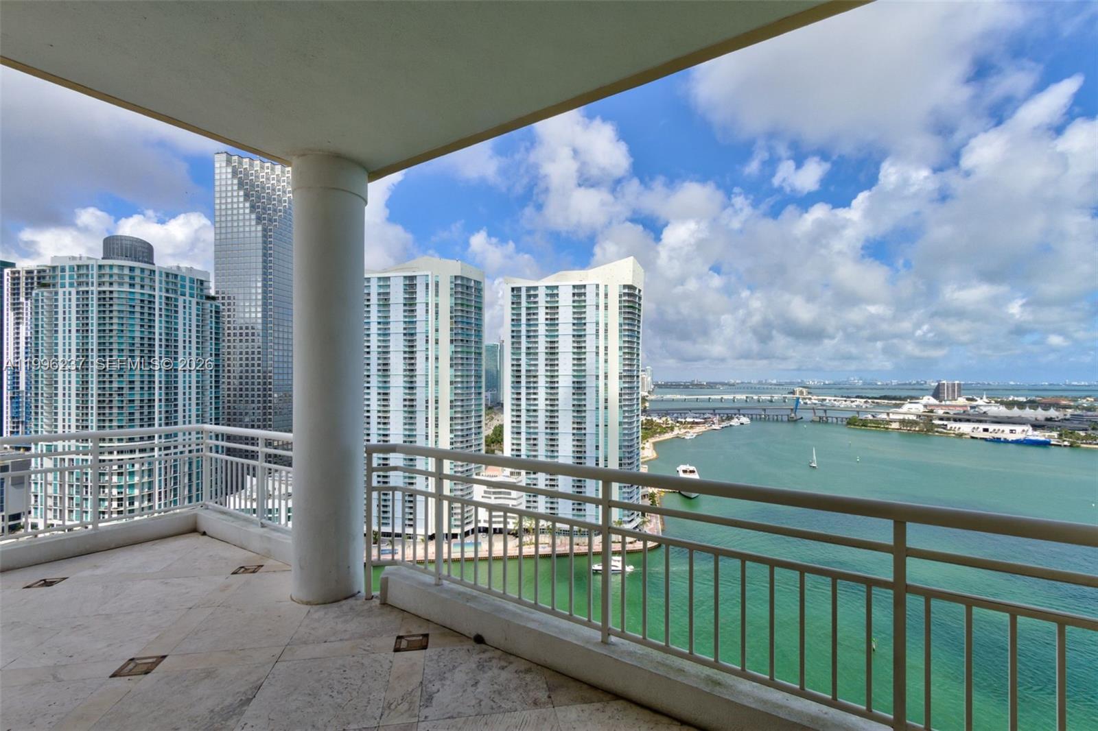 888 Brickell Key Dr #PH2802 Miami, FL 33131